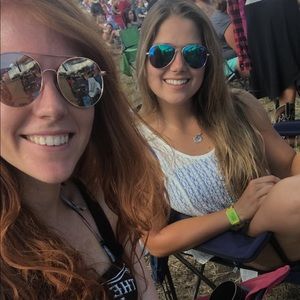 Meet your Posher, Kristen